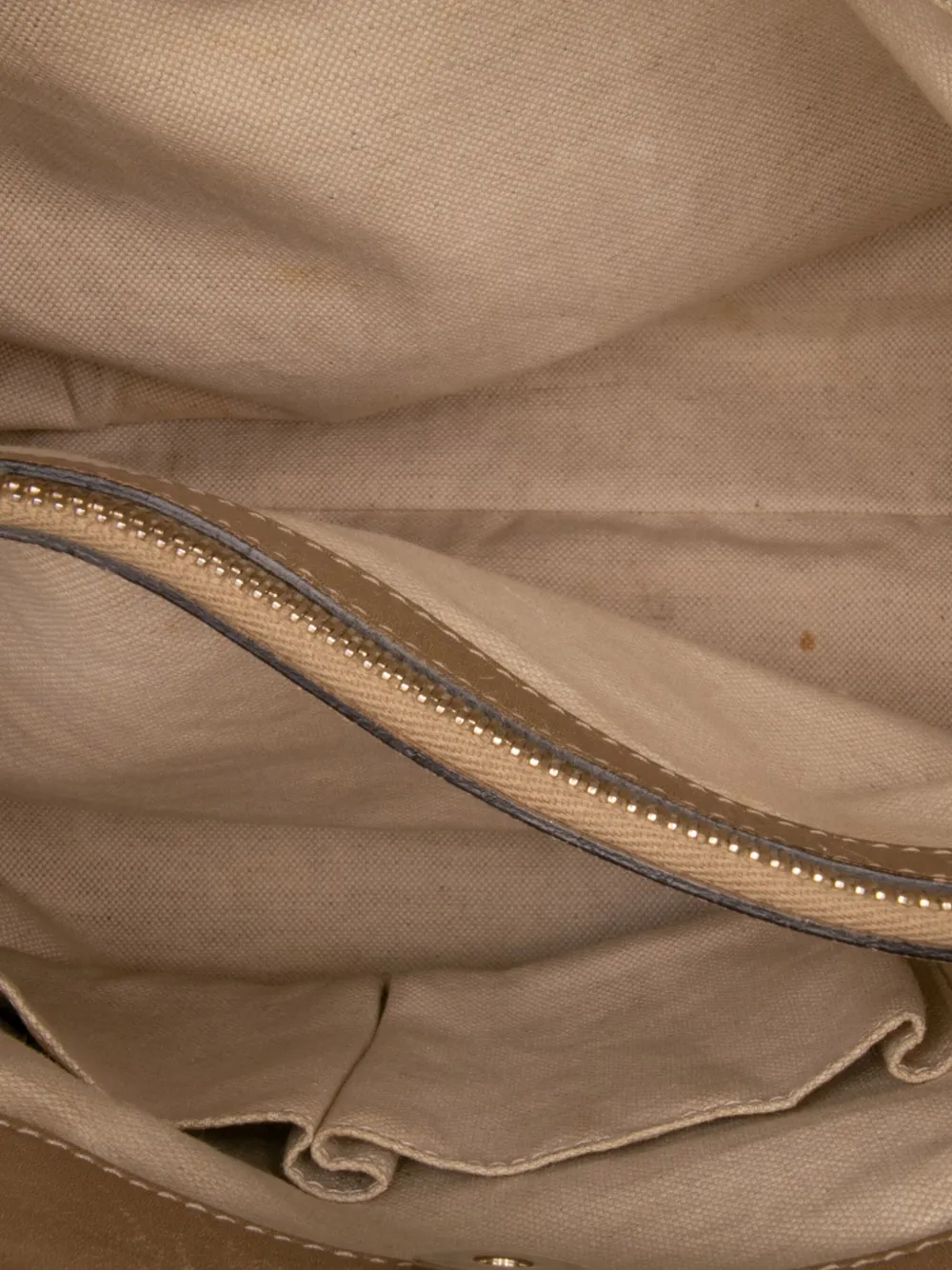 Pre-owned Gucci 2016-2025 Gg Canvas Sukey Tote Bag In Gold