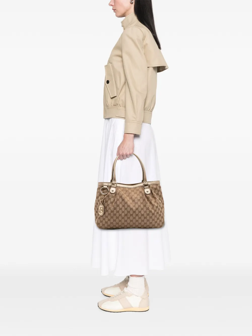 Pre-owned Gucci 2016-2025 Gg Canvas Sukey Tote Bag In Gold