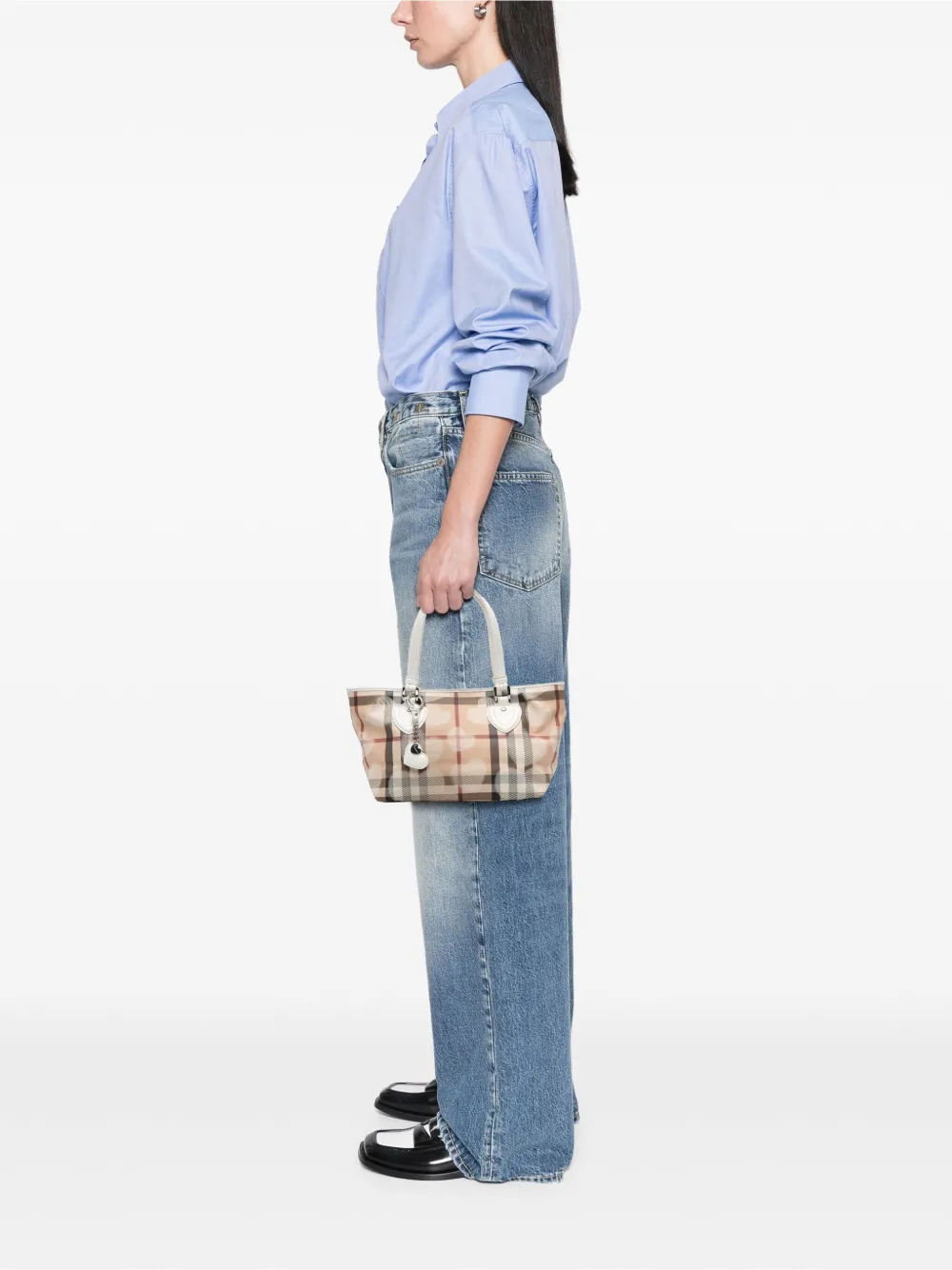 Burberry Pre-Owned 2000-2010 House Check Coated Canvas Hearts Gracie tote bag | Pre-Owned | Image 2