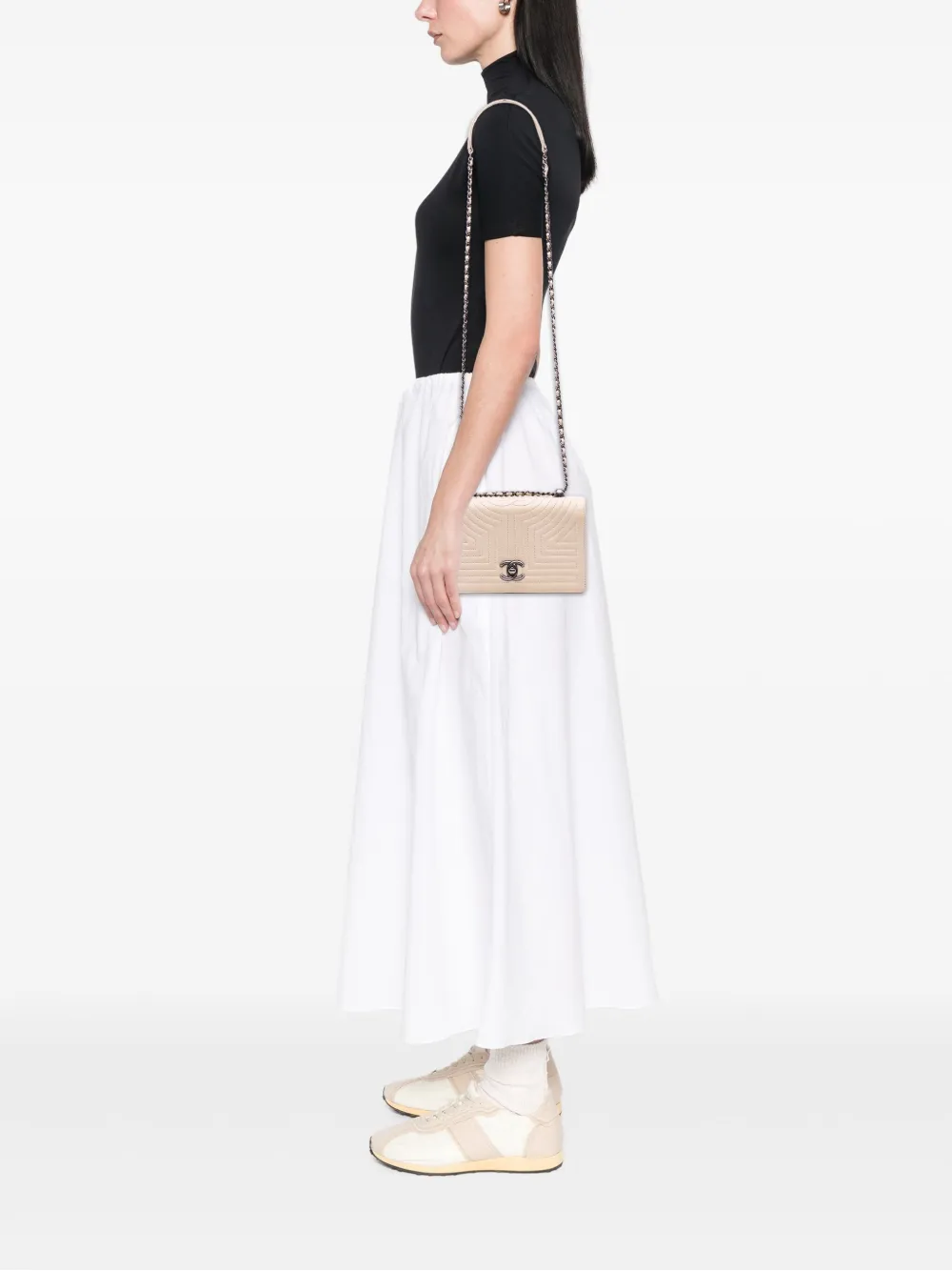 CHANEL Pre-Owned 2015-2016 Small Quilted Calfskin Korean Garden Flap crossbody bag | Pre-Owned | Image 2