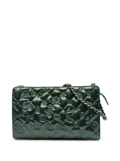 CHANEL Pre-Owned 2009-2010 Quilted Patent Precious Symbols Pochette handbag