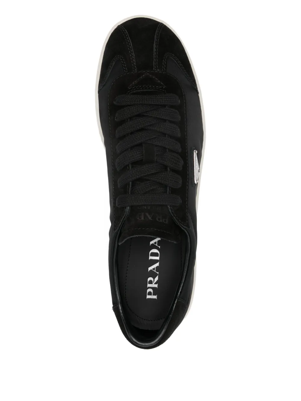 Prada Sneakers met suède vlakken Zwart