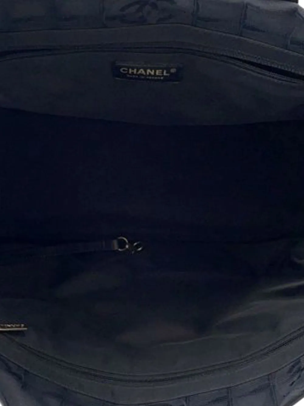 Pre-owned Chanel 2003-2004 New Travel Line Nylon Tote Bag In Black