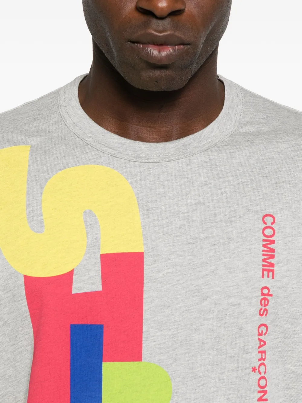 Comme Des Garçons Shirt T-shirt met print Grijs