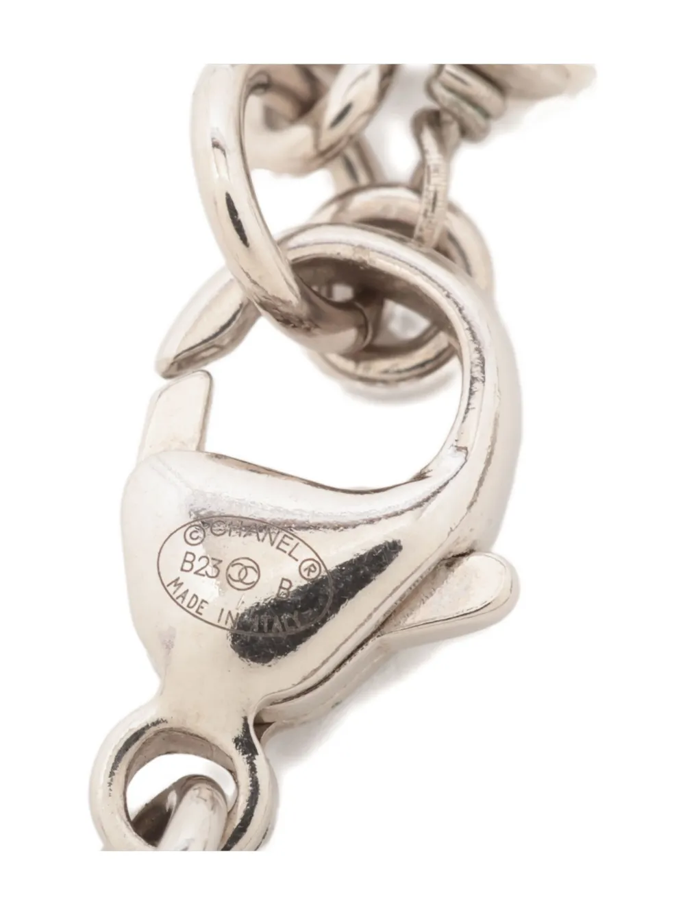 Pre-owned Chanel 2023 Interlocking-cc Crystal-embellishment Necklace In Silver