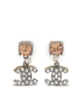CHANEL Pre-Owned 2006 interlocking-CC crystal-embellishment earrings - Silver