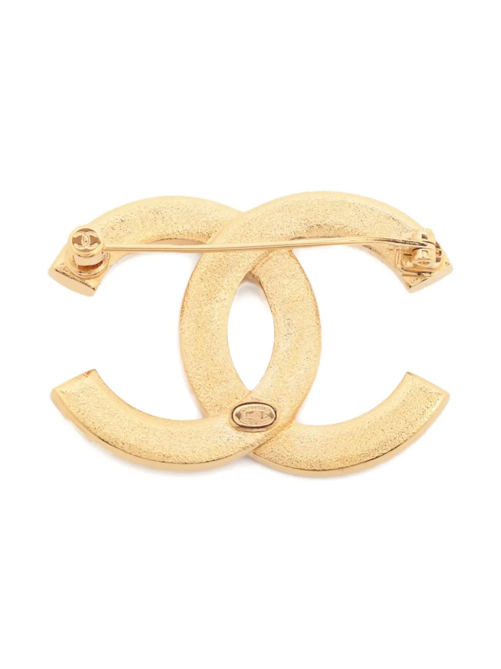 CHANEL Pre-Owned 2024 interlocking-CC brooch | Image 2