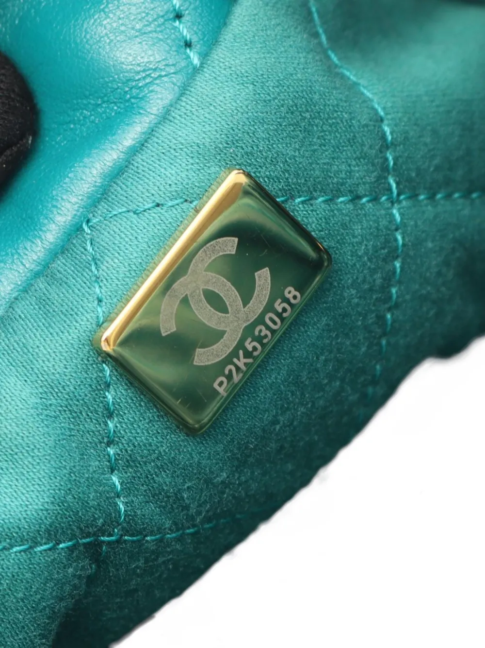 Pre-owned Chanel 2021 Mini 22 Shoulder Bag In Green