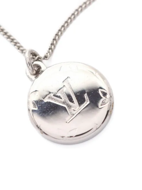 Louis Vuitton Pre-Owned 2017 monogram-engraved ring necklace