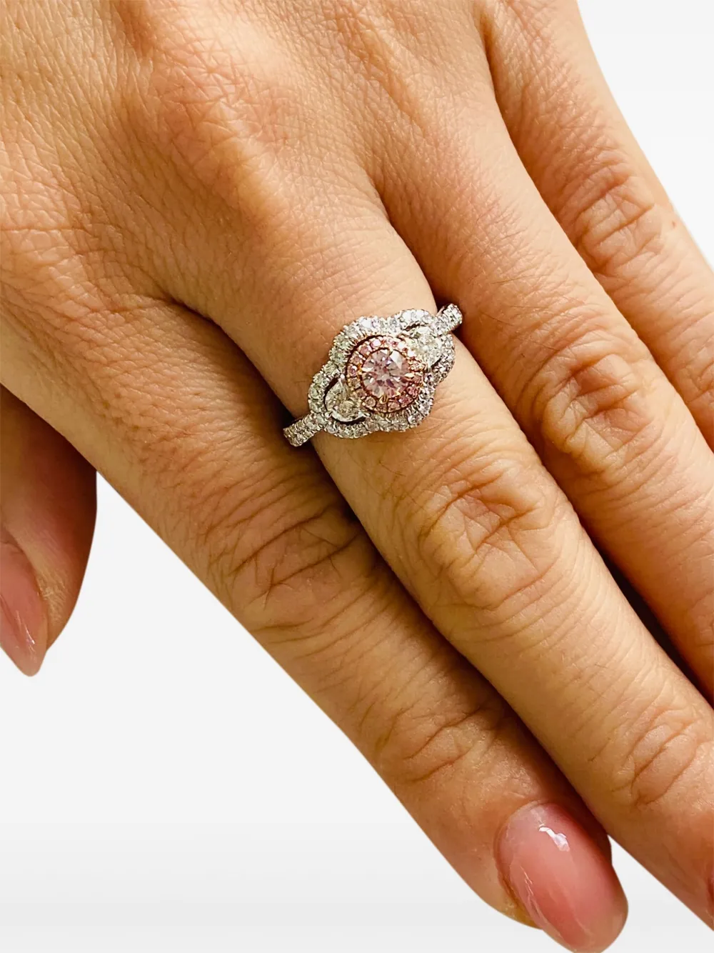 HYT Jewelry 18K yellow and white diamond ring | Image 2