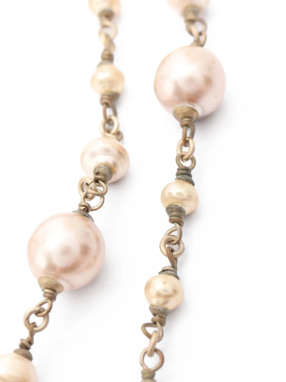 Pre-owned Chanel 1986-1988 Coco Mark Necklace In White