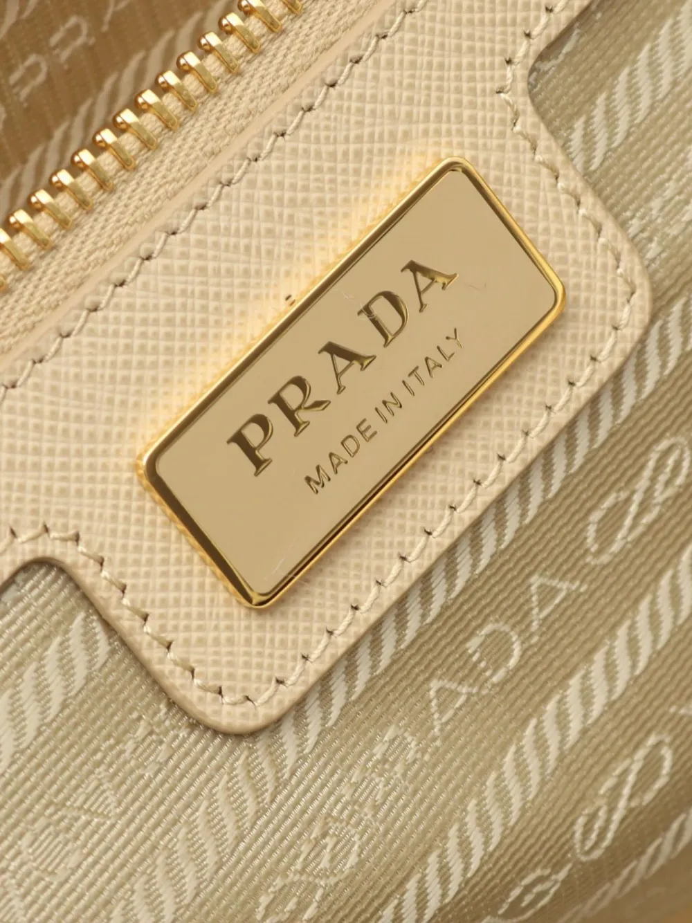 Pre-owned Prada 2020s Re-edition Shoulder Bag In Neutral