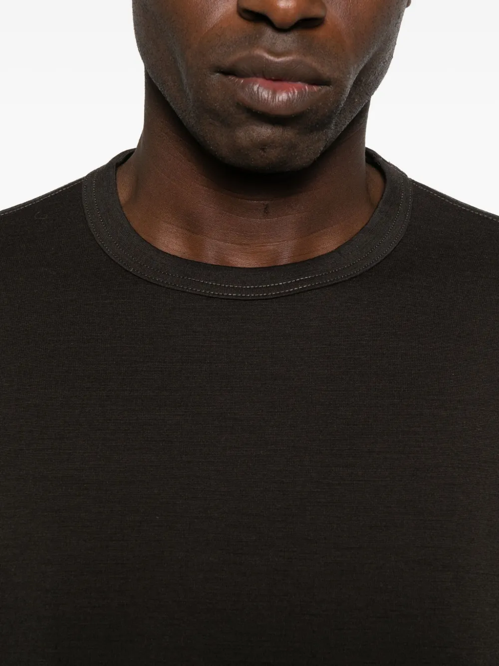 Man -  Man Tシャツ オーバーサイズ（ヘビーウェイト）T シャツ（Black）|Sunspel
