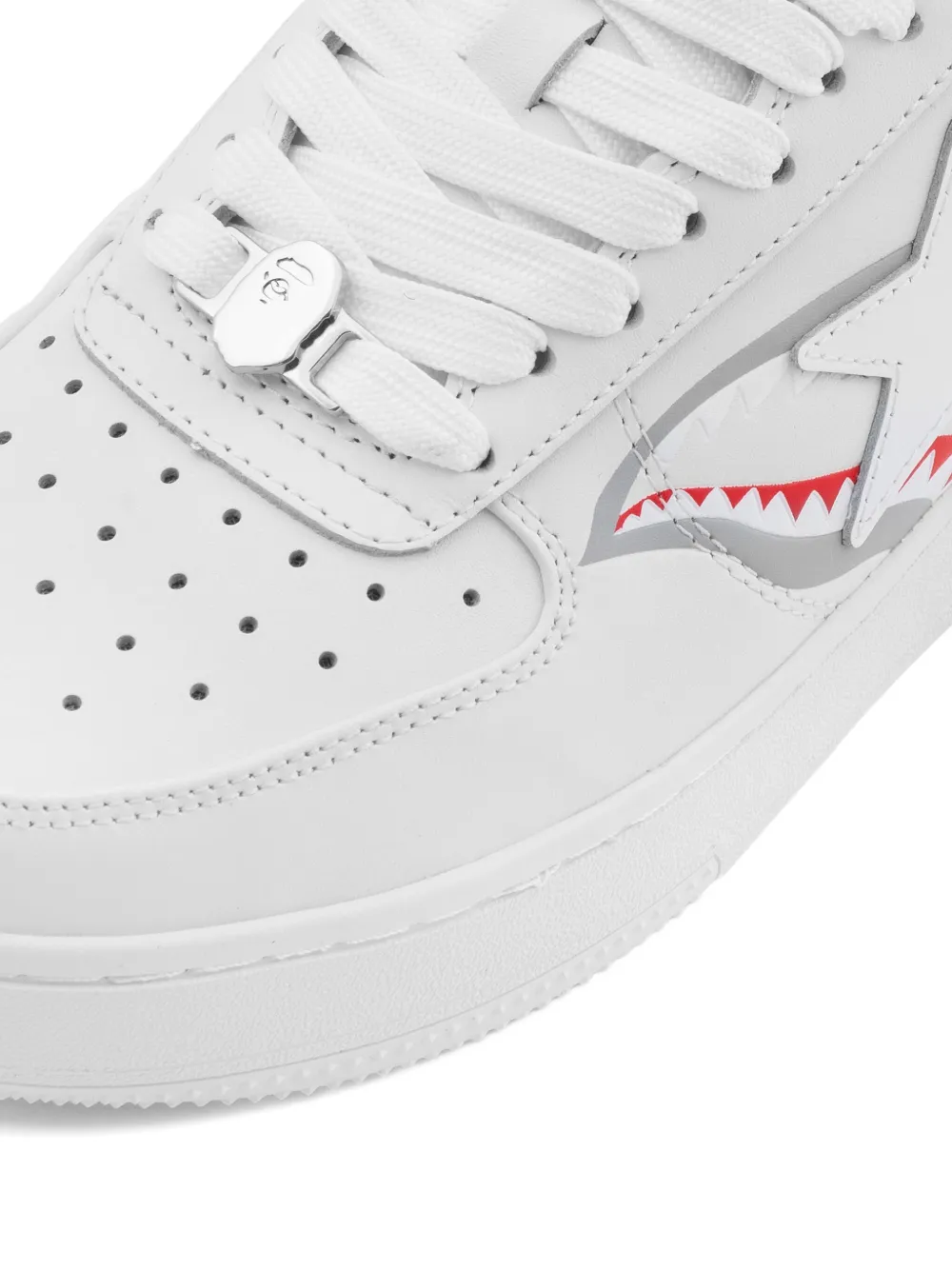 A BATHING APE STA™ SHARKreappears sneakers White