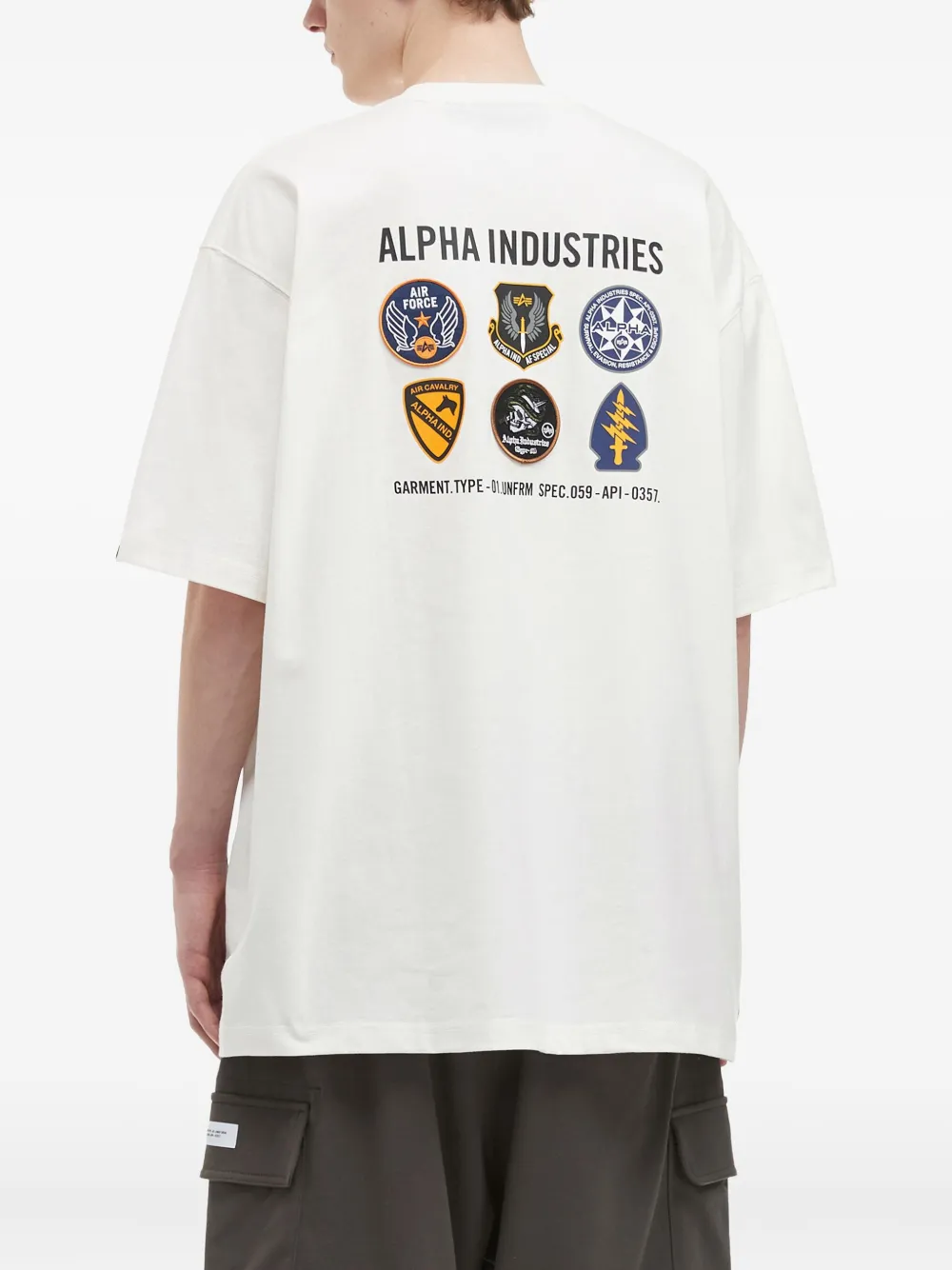 Alpha Industries Logo-print Graphic T-shirt In Gray