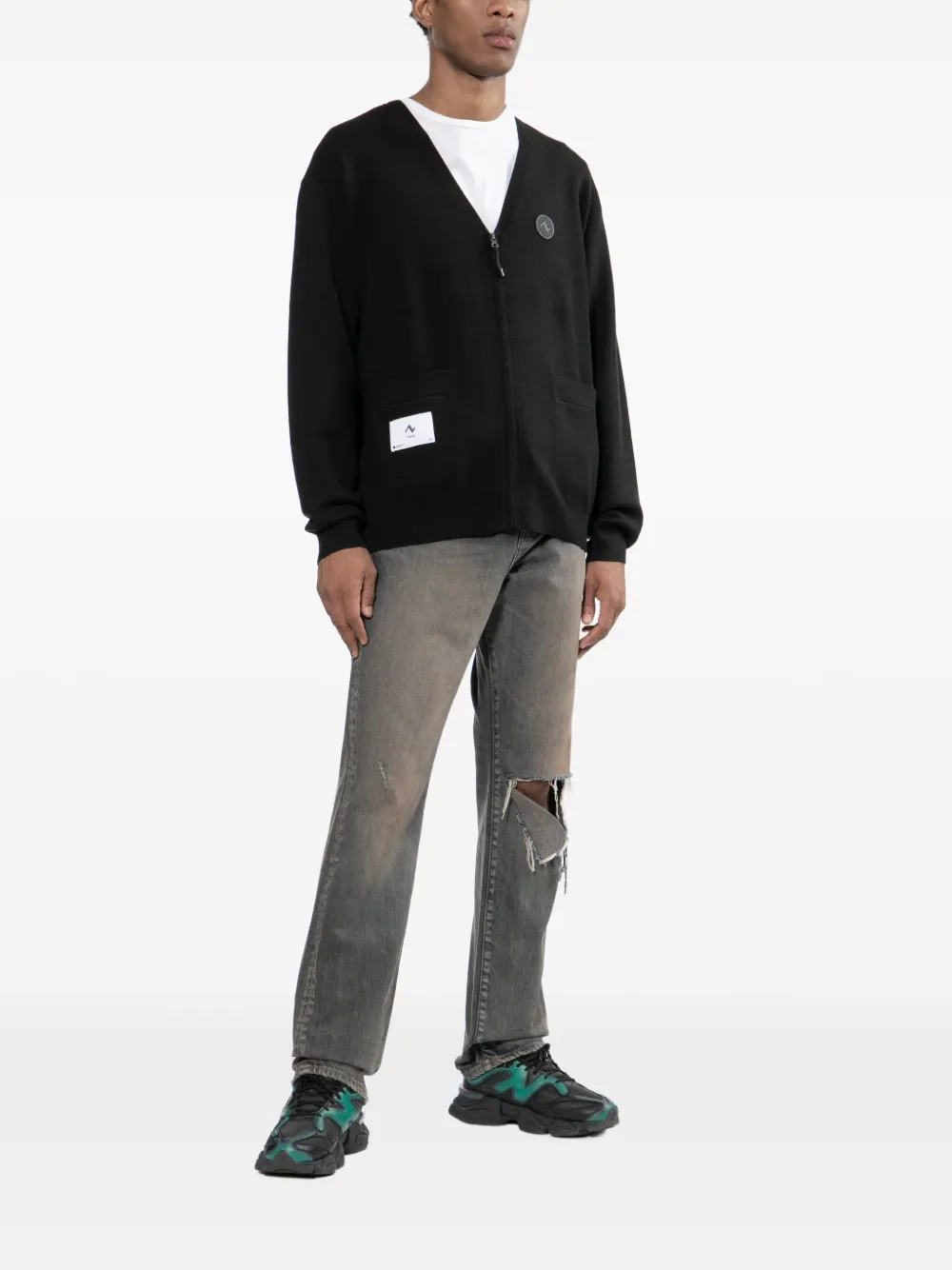 izzue logo-patched cardigan | Cardigans | Image 2