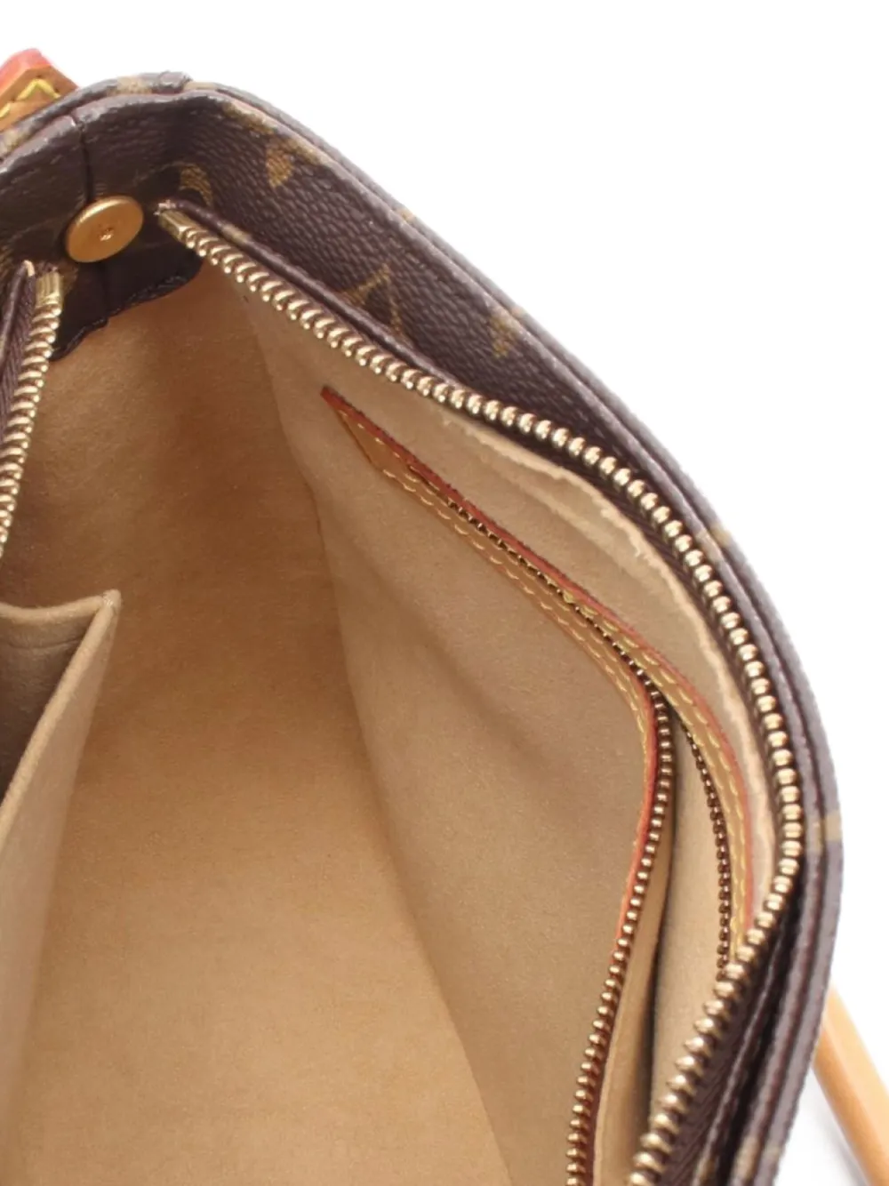 Pre-owned Louis Vuitton 2003 Looping Mm Shoulder Bag In Brown