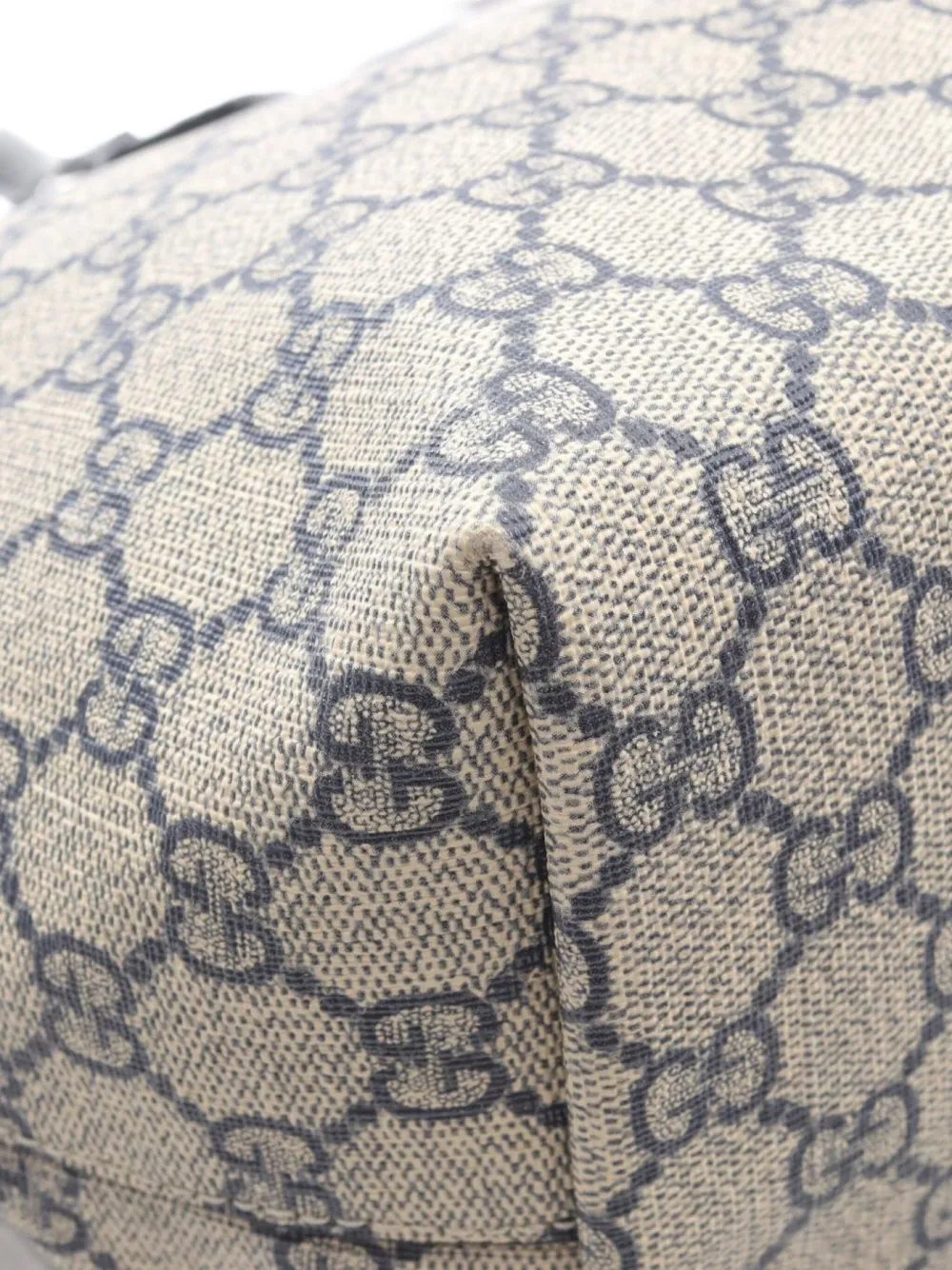 Pre-owned Gucci 2010s Medium Gg Supreme Tote Bag In Neutral