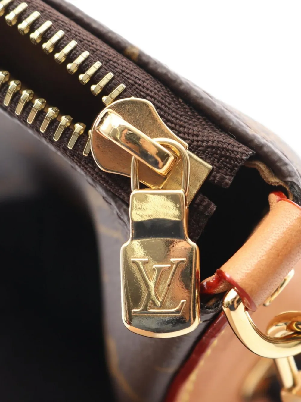 Pre-owned Louis Vuitton 2000s Pochette Tirette Shoulder Bag In Brown