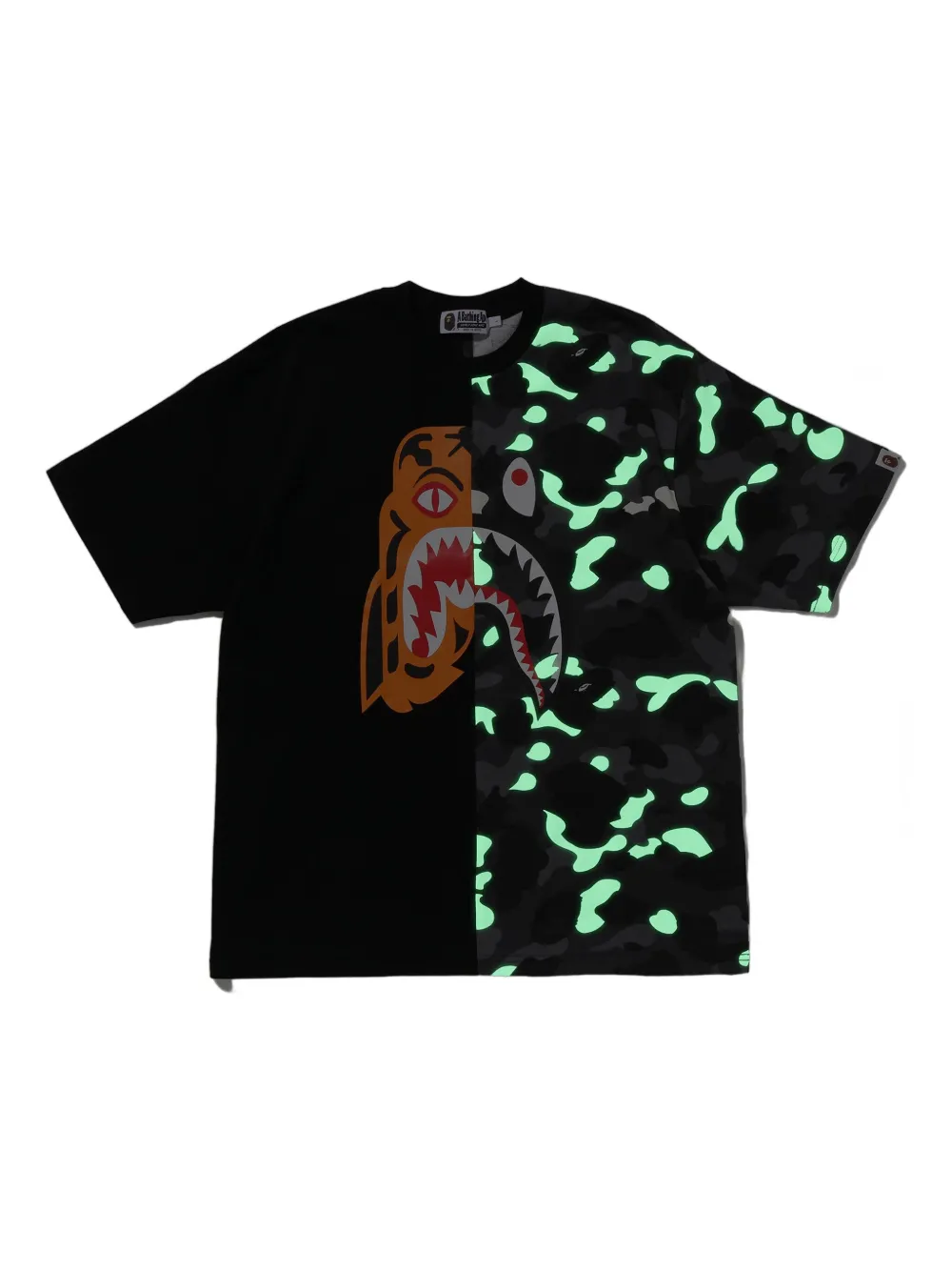 A Bathing Ape Tiger Shark Camo T-shirt In Black