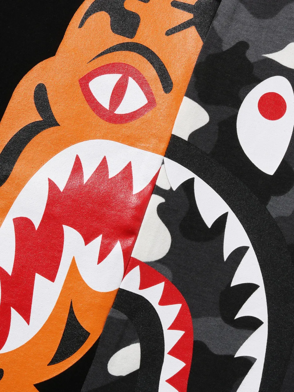 A Bathing Ape Tiger Shark Camo T-shirt In Black