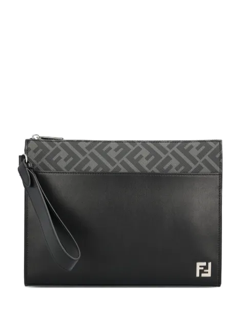 FENDI كلاتش جلد بنقش FF