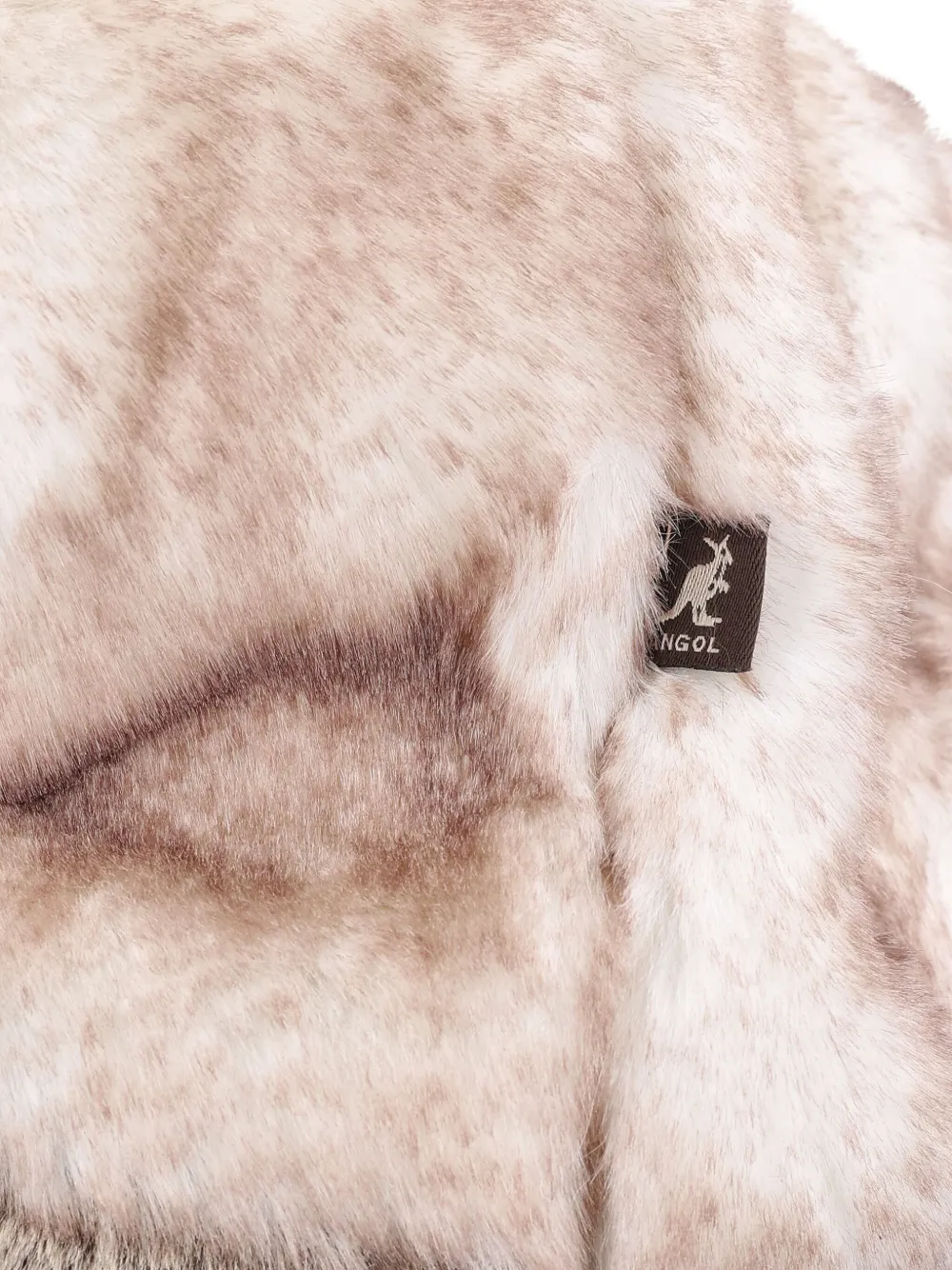 Kangol Hoed van imitatiebont Beige