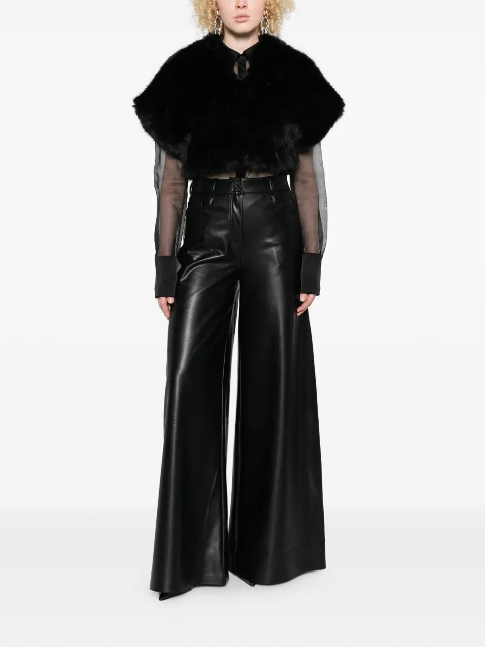 Apparis Devin Cape In Black