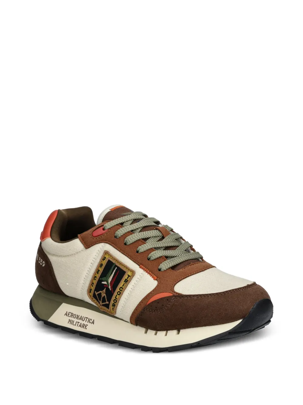 Aeronautica Militare Sneakers met borduurwerk Beige