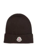 Moncler ribbed logo beanie - Brown