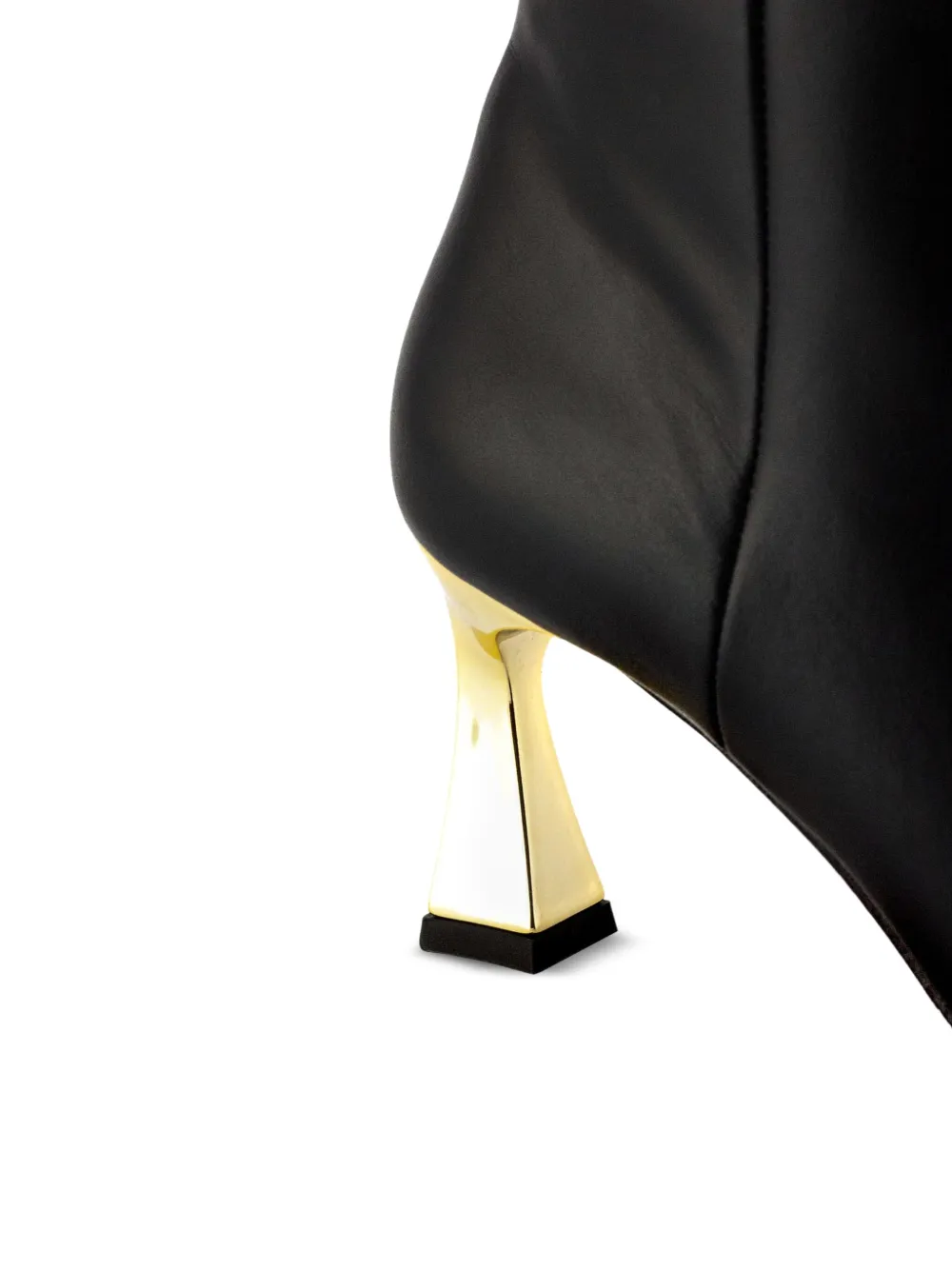 Sergio Levantesi 55 mm laarzen met puntige neus en gouden hak Zwart