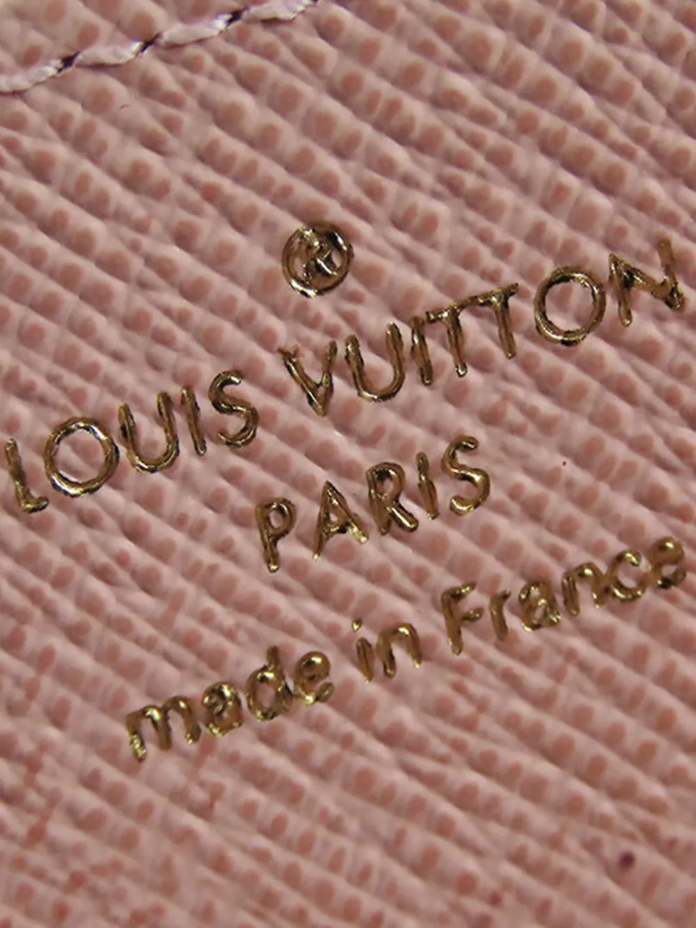 Pre-owned Louis Vuitton 2021-2025 Damier Azur Zippy Wallet Long Wallets In White