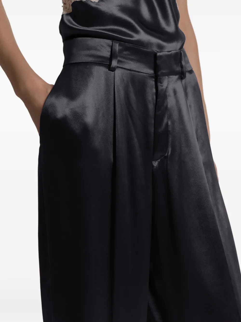 Alberta Ferretti Pleated Trousers In Black