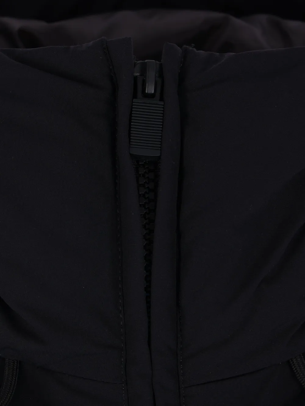 Aspesi Hooded Zipped Parka Coat In Black