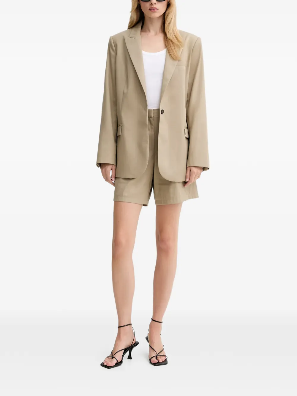  Iro Solenna Pleated Shorts - Neutrals 