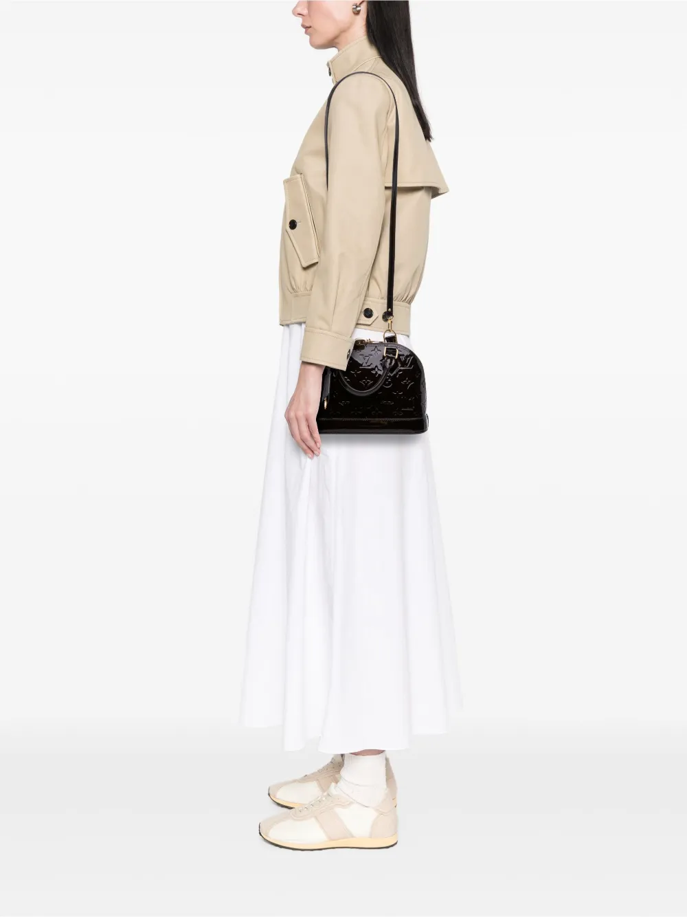 Louis Vuitton Pre-Owned 2015 Monogram Vernis Alma BB satchel | Pre-Owned | Image 2