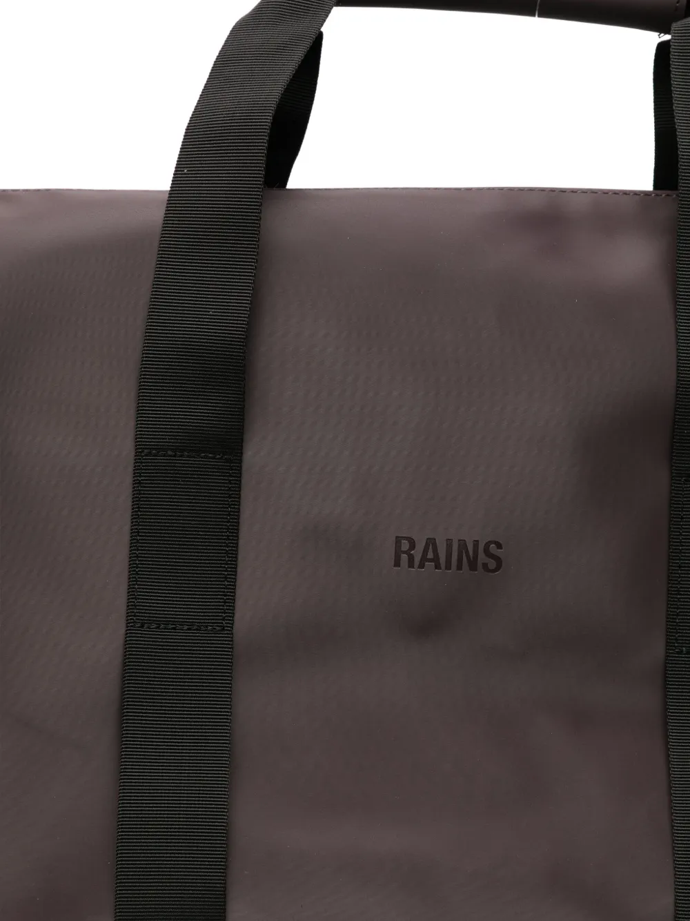 Rains Hilo Weekend Bag In Burgundy