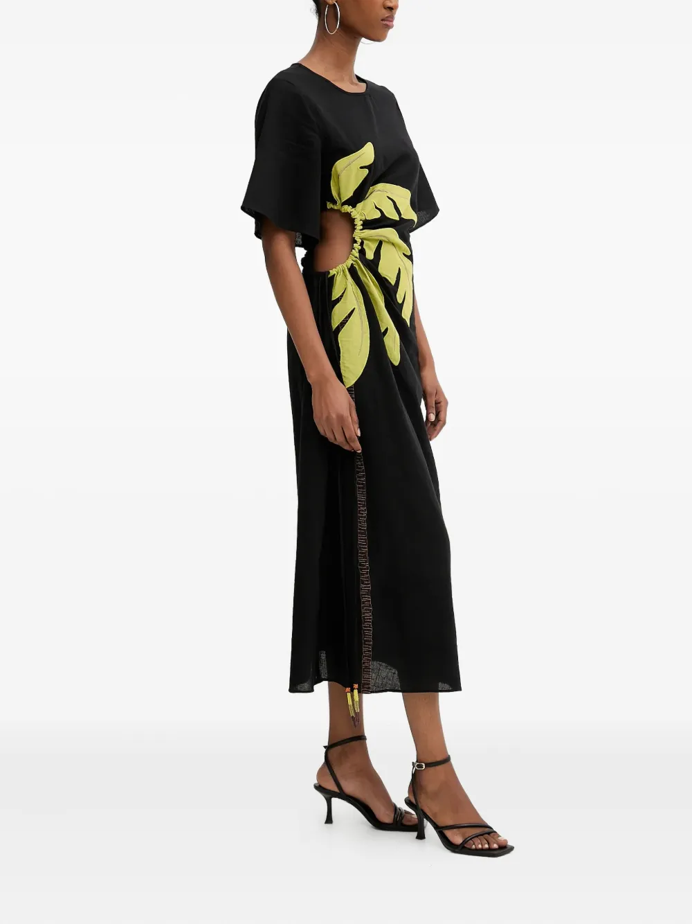 NEVER FULLY DRESSED leaf cut-out midi dress - Zwart