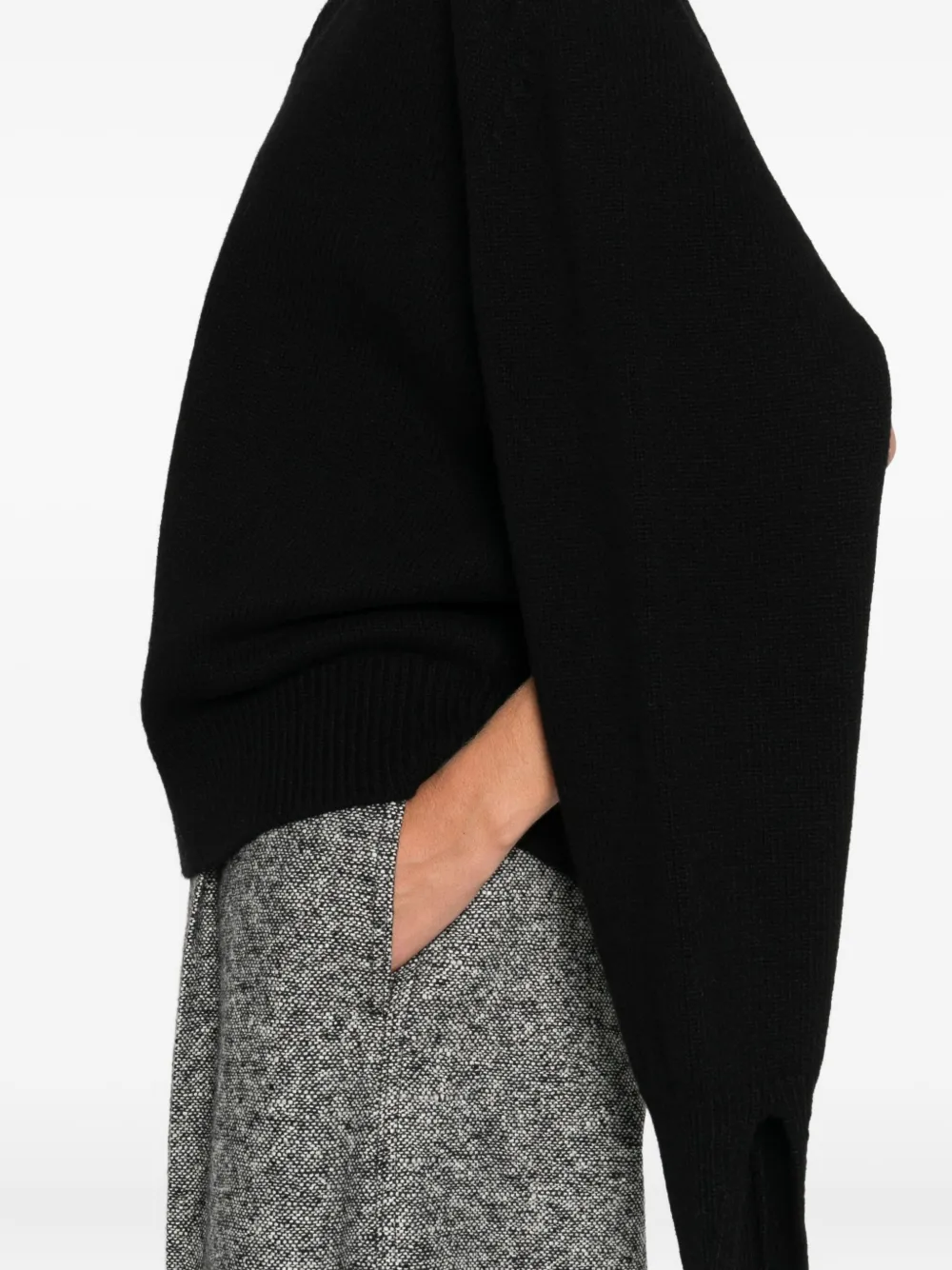 Rohe V-neck Wool Jumper In Black