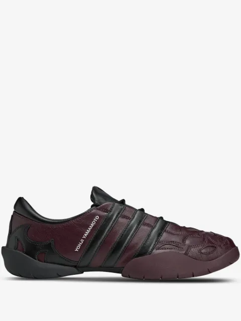 Y-3 Sneakers Regu 2002 in pelle