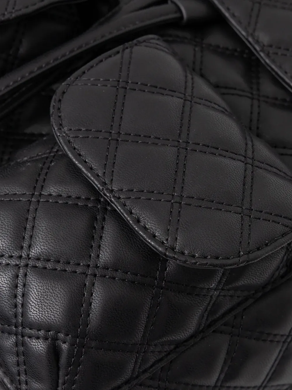 Guess Usa Quilted-effect Chain-detail Backpack In Black