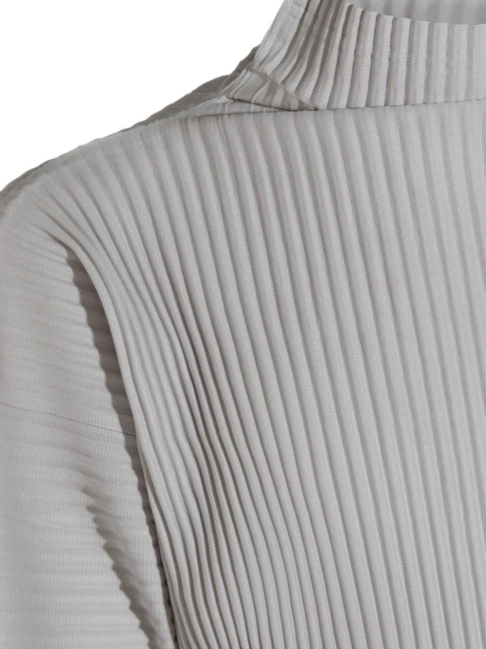 Issey Miyake Long Sleeve Ribbed High Neck T-shirt In Gray