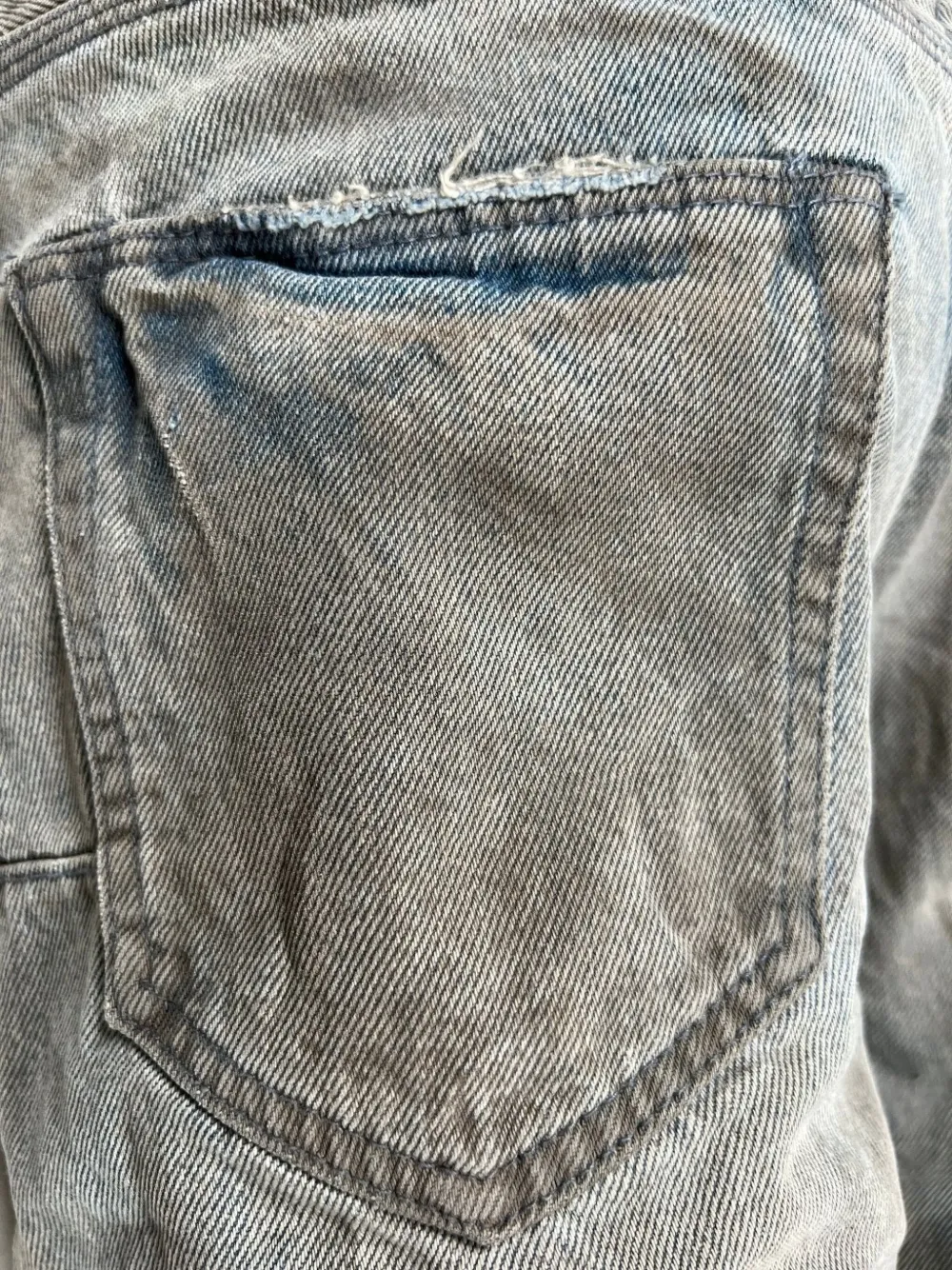 Purple Brand Dirty-effect Jeans In Gray