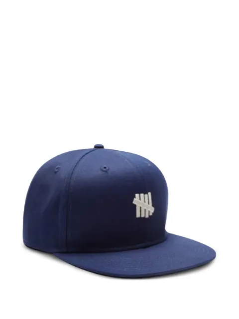 Undefeated contrast-logo snapback cap