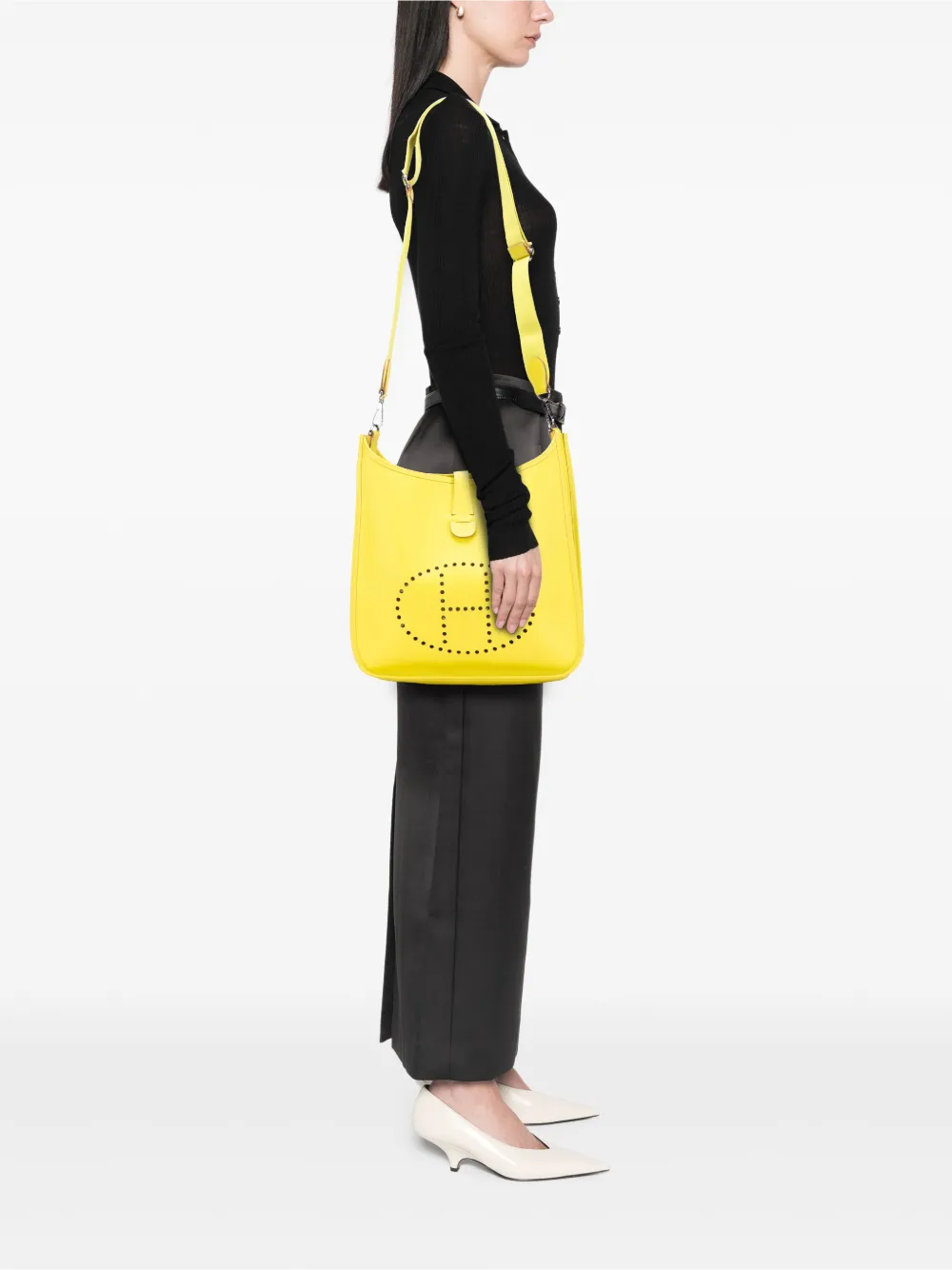 Hermès Pre-Owned 2011 Epsom Evelyne III 33 crossbody bag | Pre-Owned | Image 2
