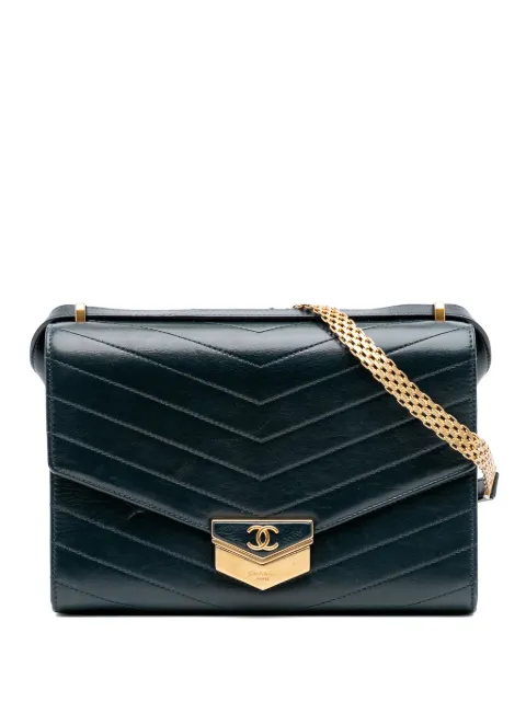 CHANEL Pre-Owned 2018-2019 CC Chevron Calfskin Medal Flap crossbody bag