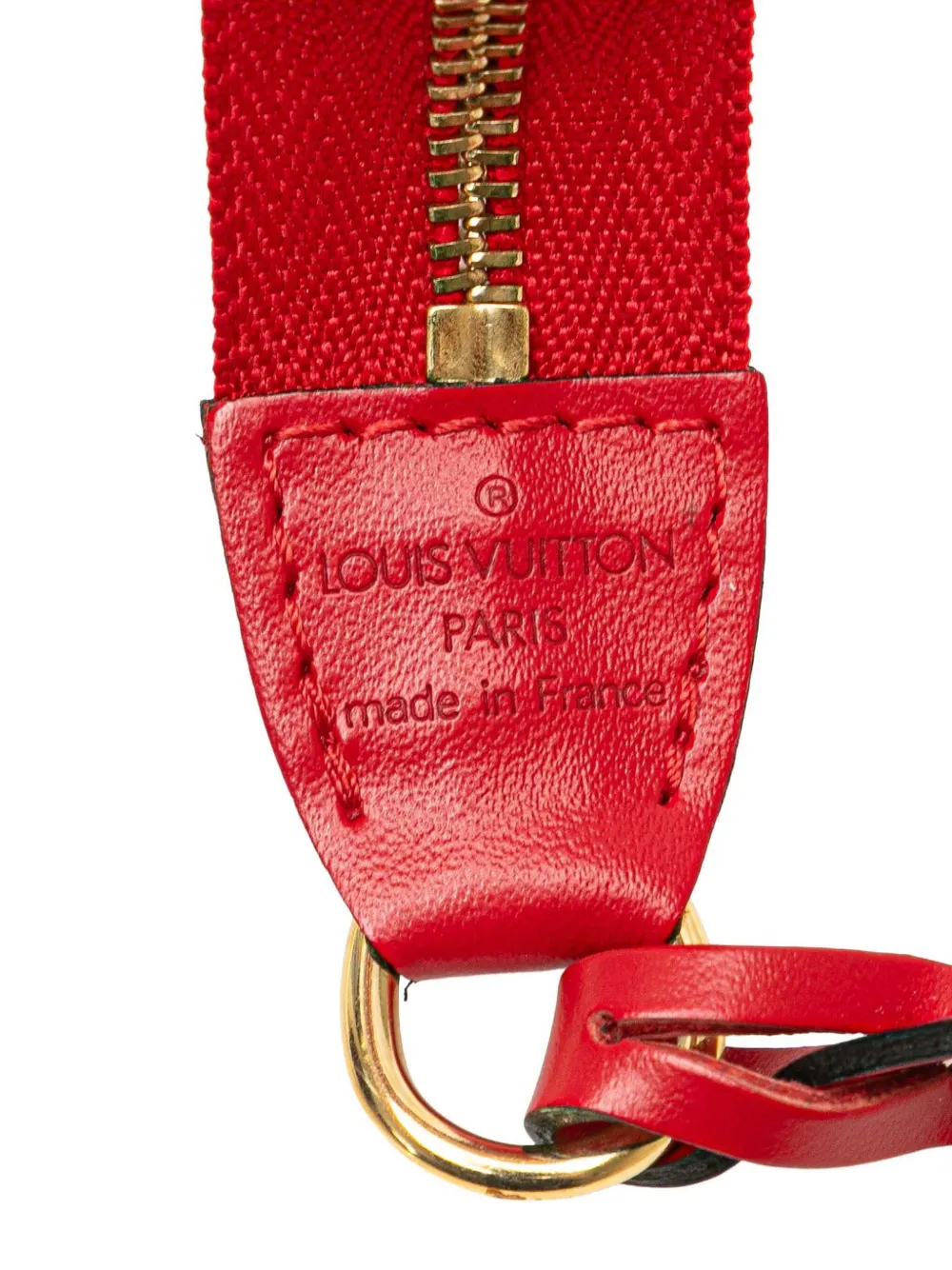 Pre-owned Louis Vuitton 2001 Epi Pochette Accessoires Shoulder Bag In Red