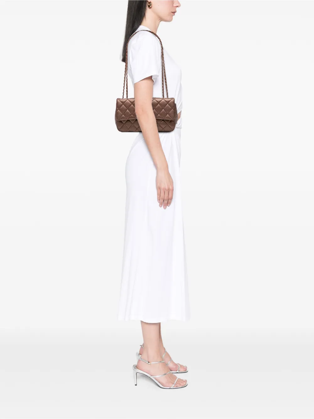 CHANEL Pre-Owned 2015-2016 Medium Iridescent Quilted Goatskin CC Eyelet Flap crossbody bag | Pre-Owned | Image 2