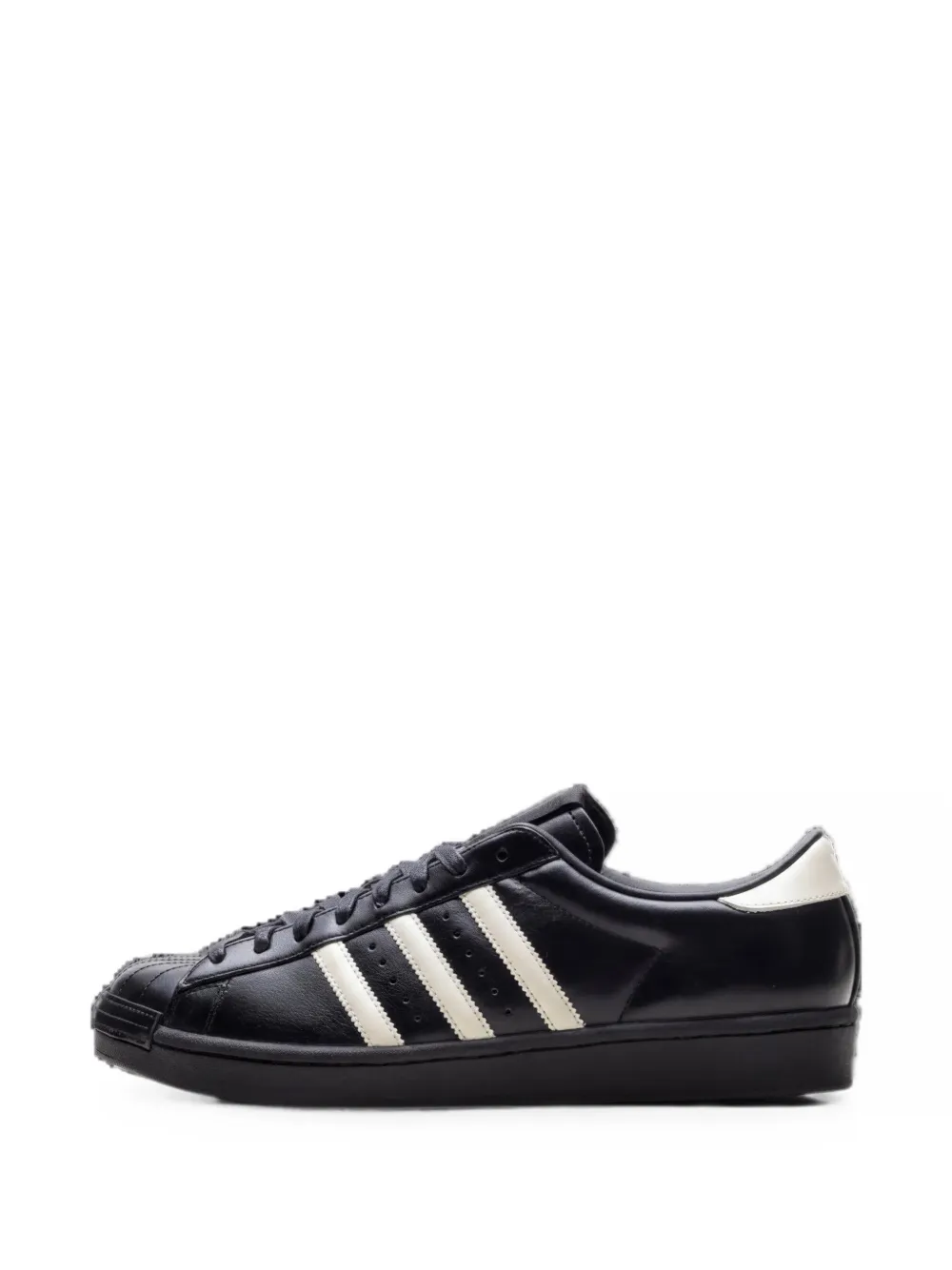 adidas Superstar sneakers met schelpen neus Zwart