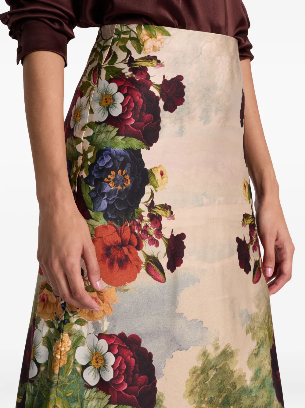 Alice And Olivia Maeve Floral-print Satin Midi Skirt In Neutral